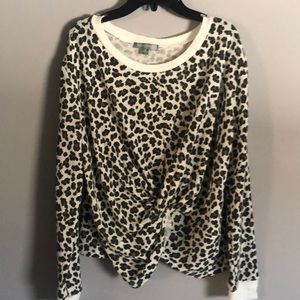 Leopard Print long sleeve top. Size Medium.